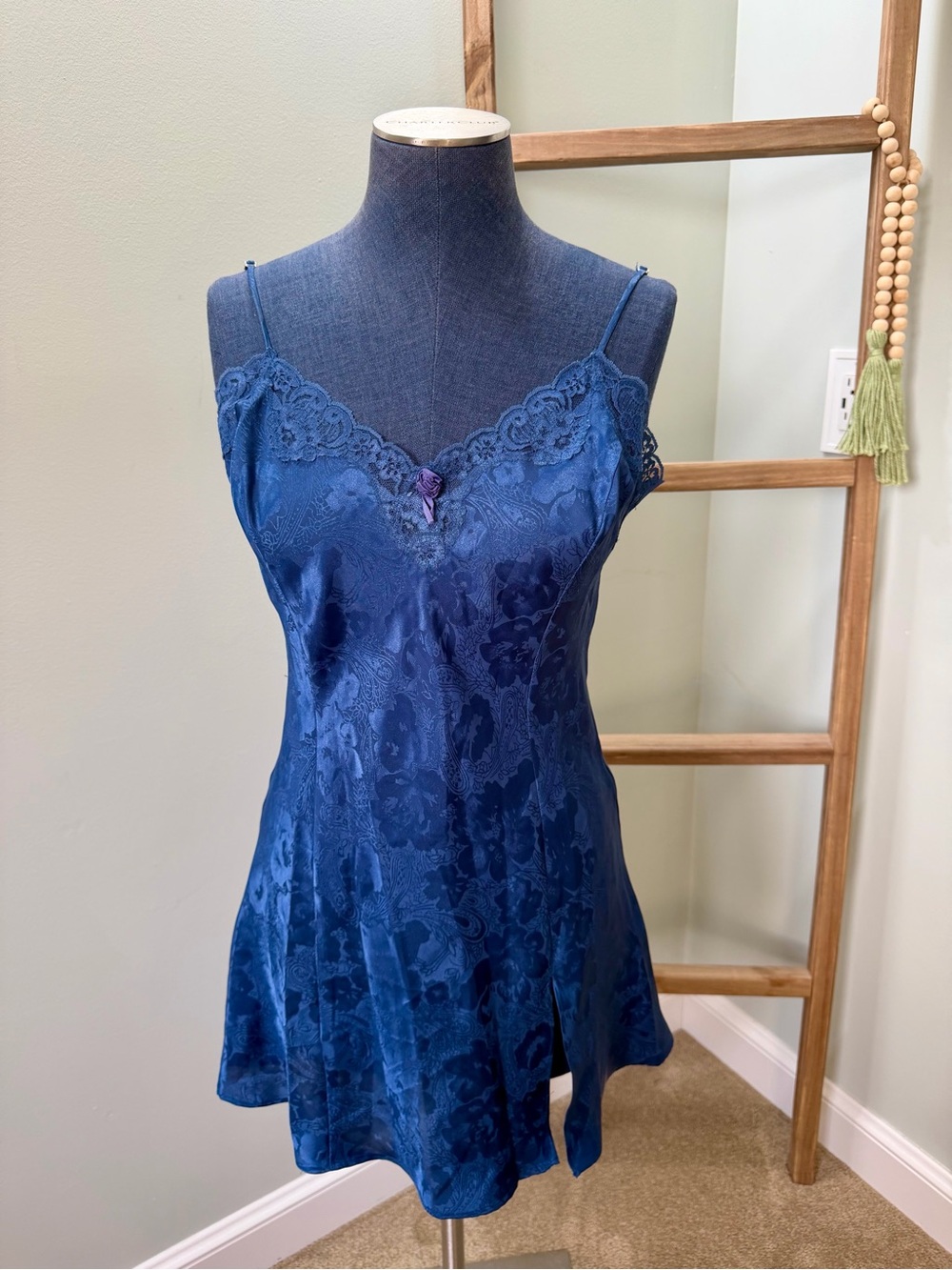 Lingerie Cacique Blue Floral Lace Jacquard Chemise Slip Dress Size Medium VTG
